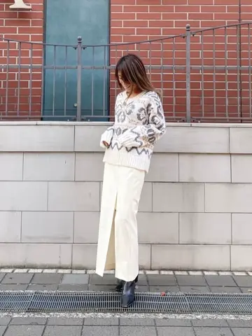 ORIGINATED IN GRACE CONTINENTAL yukimi yonee コーディネート画像