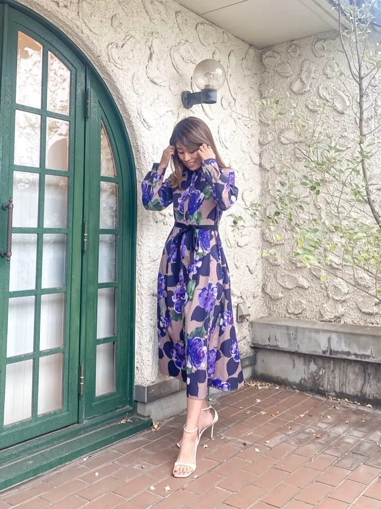 ORIGINATED IN GRACE CONTINENTAL yukimi yonee コーディネート画像