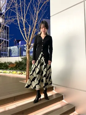 ORIGINATED IN GRACE CONTINENTAL 三浦　芙優 コーディネート画像