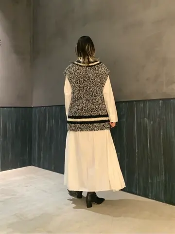 ORIGINATED IN GRACE CONTINENTAL 三浦　芙優 コーディネート画像