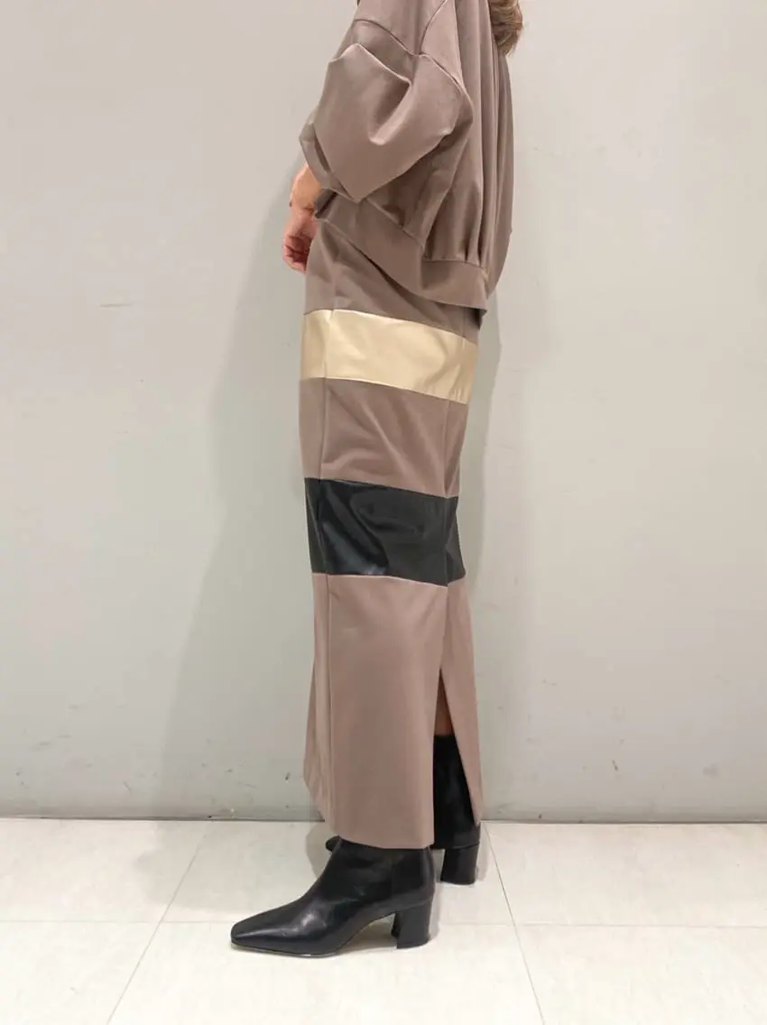 ORIGINATED IN GRACE CONTINENTAL yukimi yonee コーディネート画像