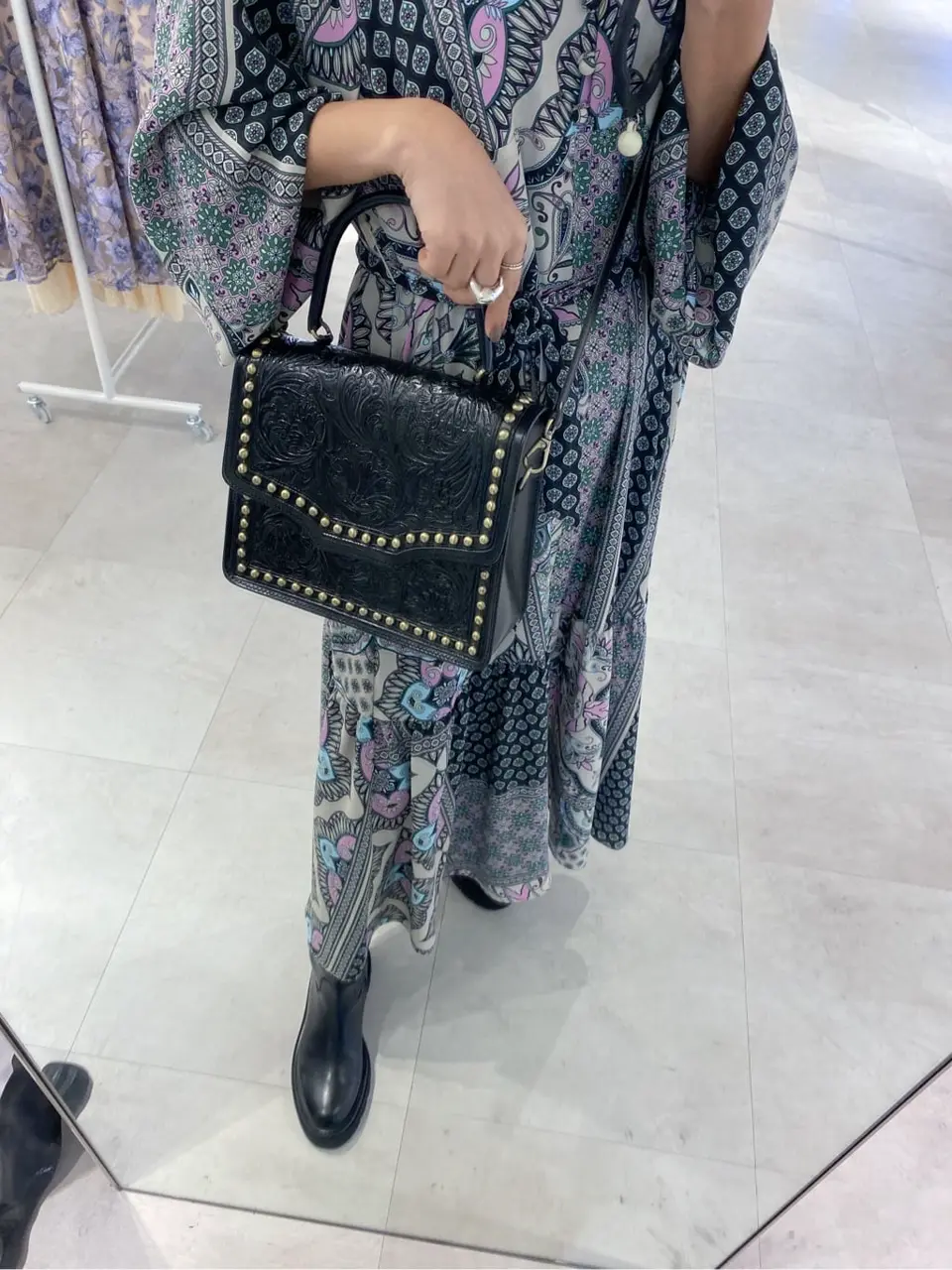 ORIGINATED IN GRACE CONTINENTAL yukimi yonee コーディネート画像