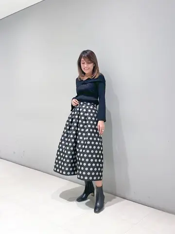 ORIGINATED IN GRACE CONTINENTAL yukimi yonee コーディネート画像