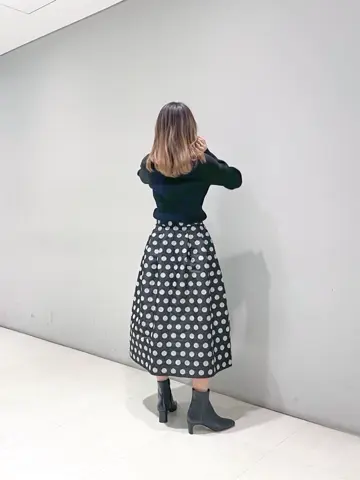 ORIGINATED IN GRACE CONTINENTAL yukimi yonee コーディネート画像