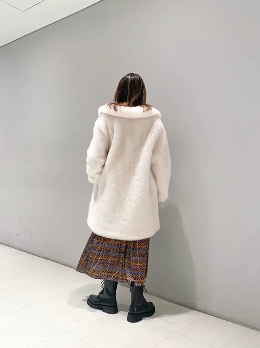 ORIGINATED IN GRACE CONTINENTAL yukimi yonee コーディネート画像