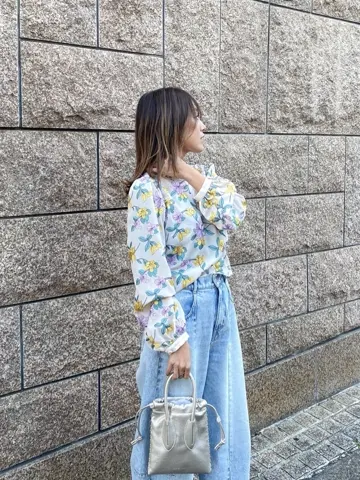 ORIGINATED IN GRACE CONTINENTAL yukimi yonee コーディネート画像