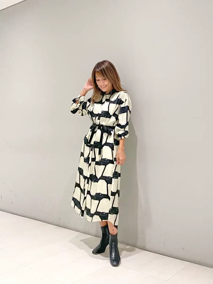 ORIGINATED IN GRACE CONTINENTAL yukimi yonee コーディネート画像