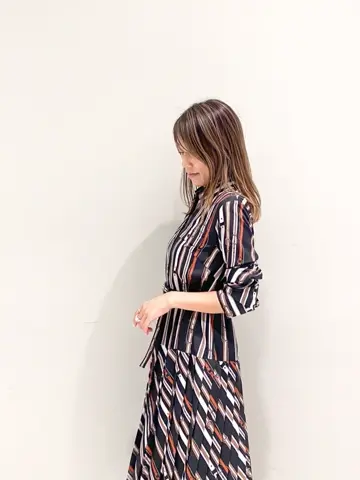 ORIGINATED IN GRACE CONTINENTAL yukimi yonee コーディネート画像