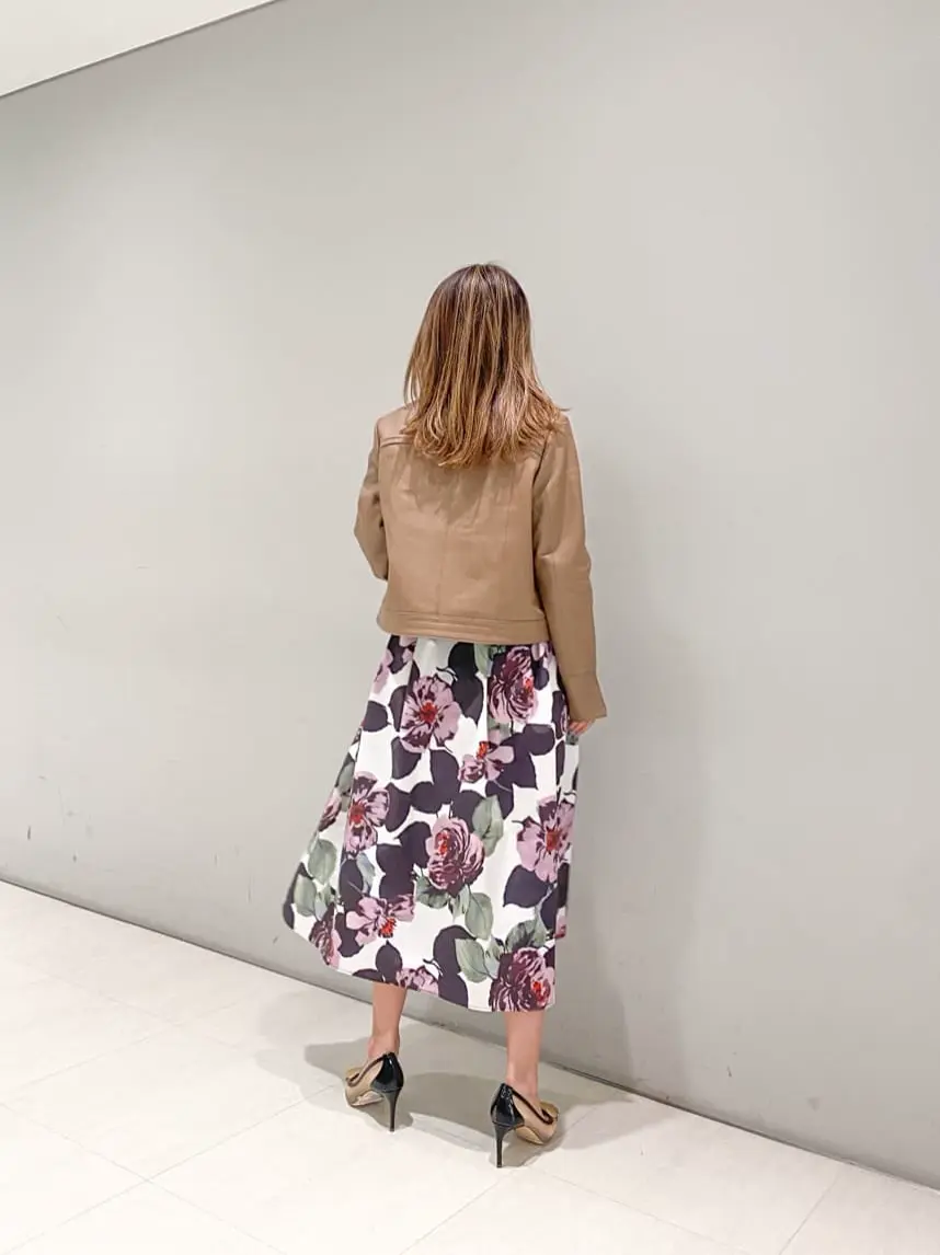 ORIGINATED IN GRACE CONTINENTAL yukimi yonee コーディネート画像