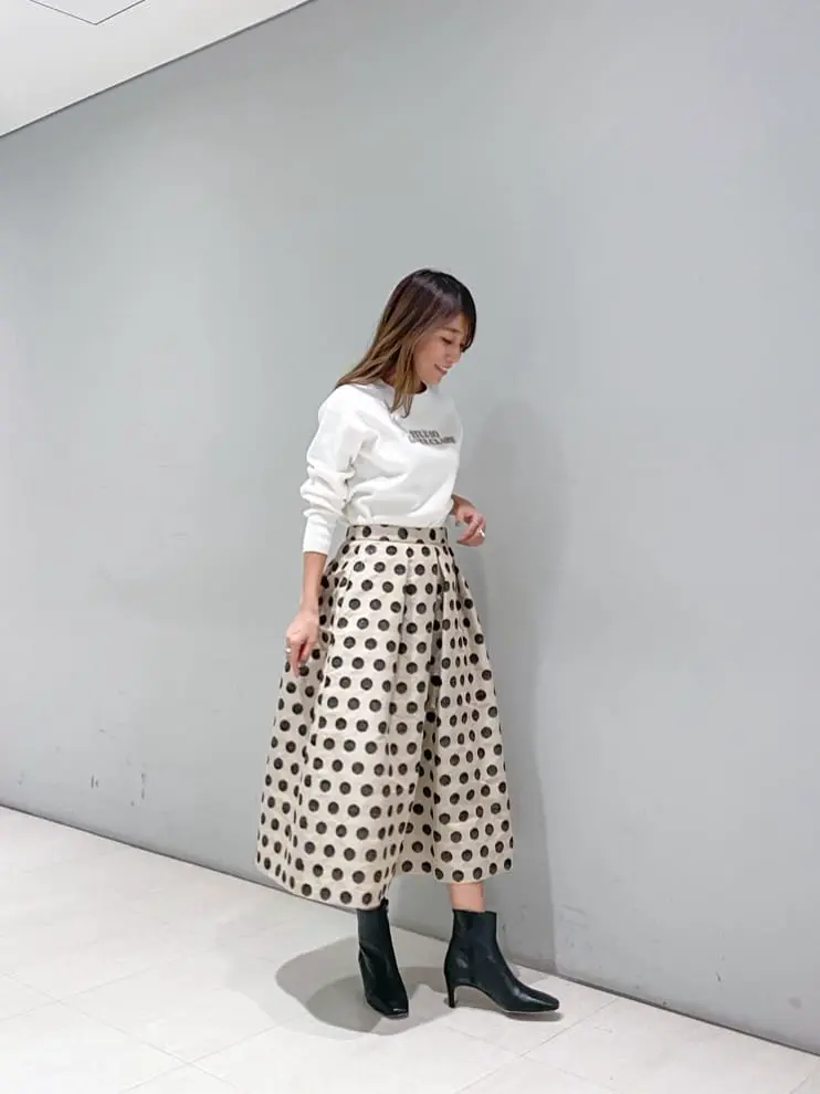 ORIGINATED IN GRACE CONTINENTAL yukimi yonee コーディネート画像