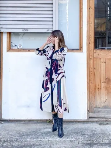 ORIGINATED IN GRACE CONTINENTAL yukimi yonee コーディネート画像