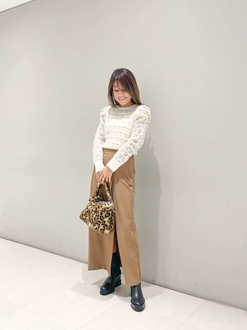 ORIGINATED IN GRACE CONTINENTAL yukimi yonee コーディネート画像