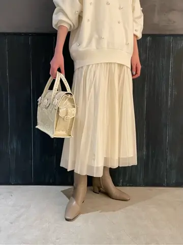 ORIGINATED IN GRACE CONTINENTAL 三浦　芙優 コーディネート画像