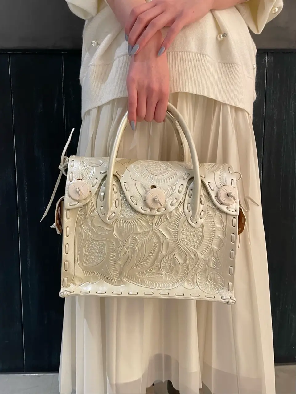 ORIGINATED IN GRACE CONTINENTAL 三浦　芙優 コーディネート画像