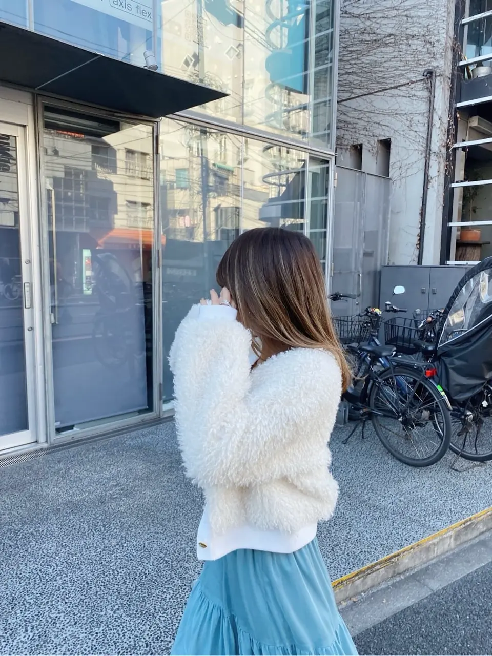 ORIGINATED IN GRACE CONTINENTAL yukimi yonee コーディネート画像