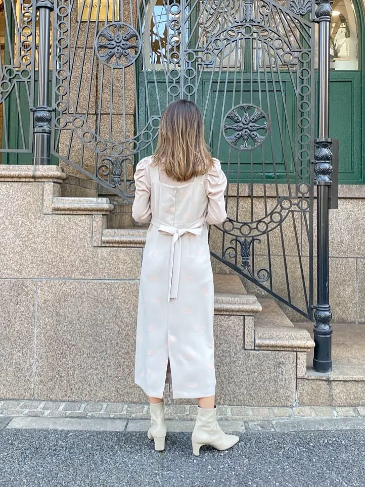 ORIGINATED IN GRACE CONTINENTAL yukimi yonee コーディネート画像