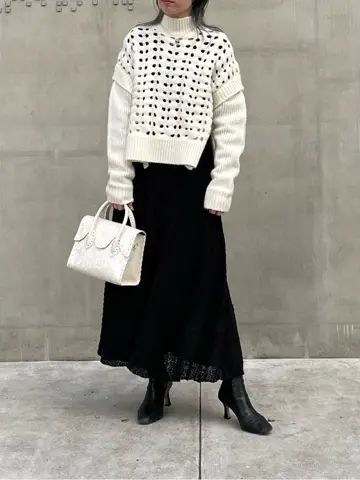 ORIGINATED IN GRACE CONTINENTAL 三浦　芙優 コーディネート画像