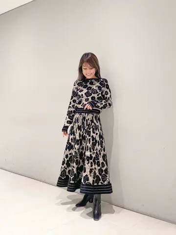 ORIGINATED IN GRACE CONTINENTAL yukimi yonee コーディネート画像