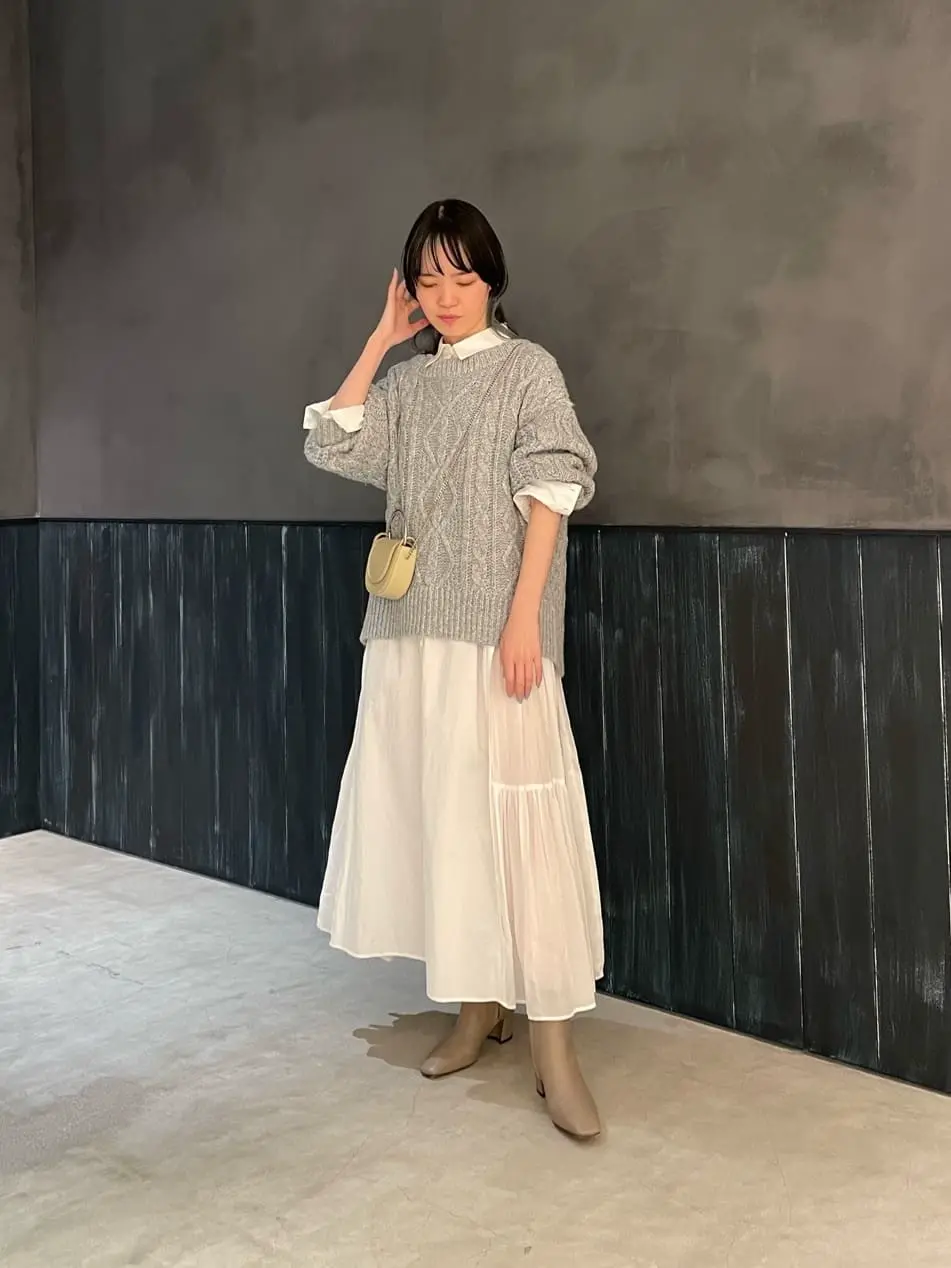 ORIGINATED IN GRACE CONTINENTAL 三浦　芙優 コーディネート画像