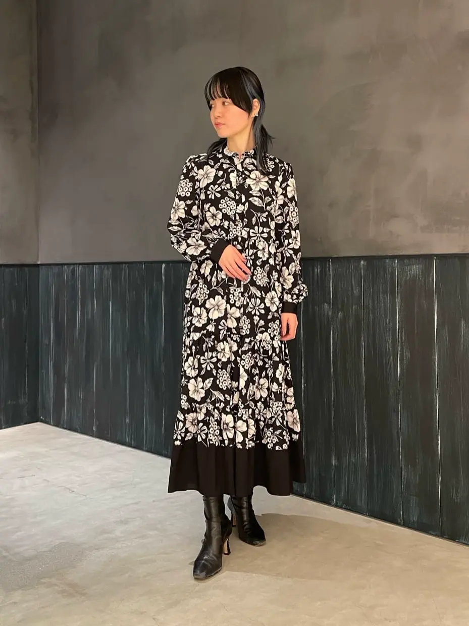 ORIGINATED IN GRACE CONTINENTAL 三浦　芙優 コーディネート画像