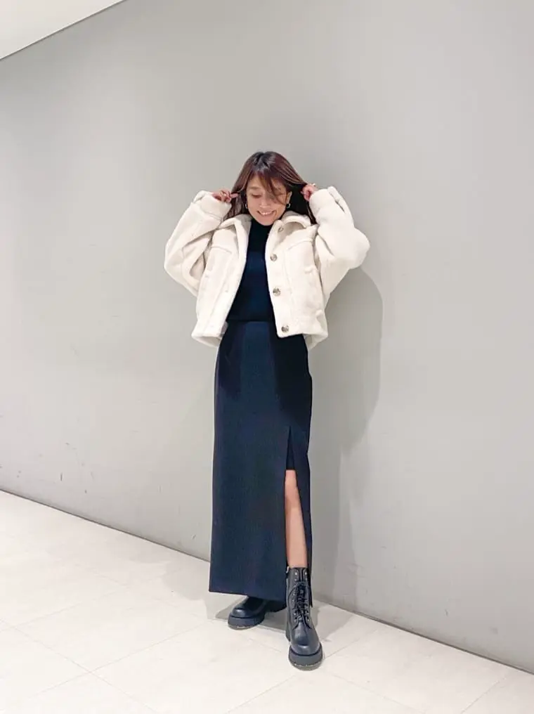 ORIGINATED IN GRACE CONTINENTAL yukimi yonee コーディネート画像