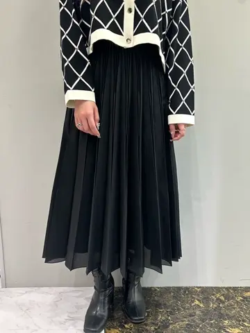 ORIGINATED IN GRACE CONTINENTAL Kaho コーディネート画像