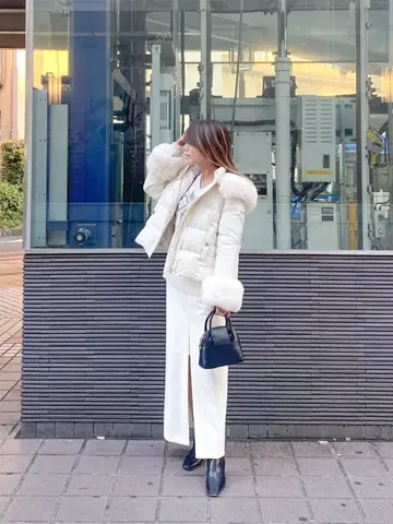 ORIGINATED IN GRACE CONTINENTAL yukimi yonee コーディネート画像