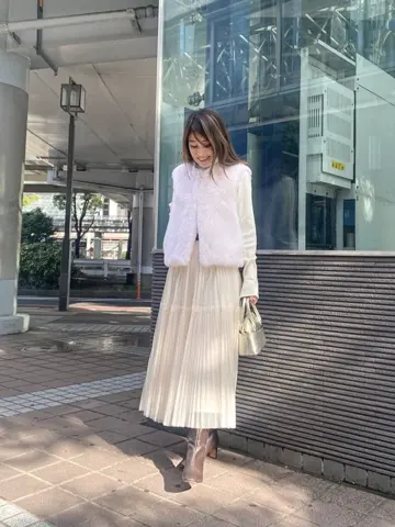 ORIGINATED IN GRACE CONTINENTAL yukimi yonee コーディネート画像