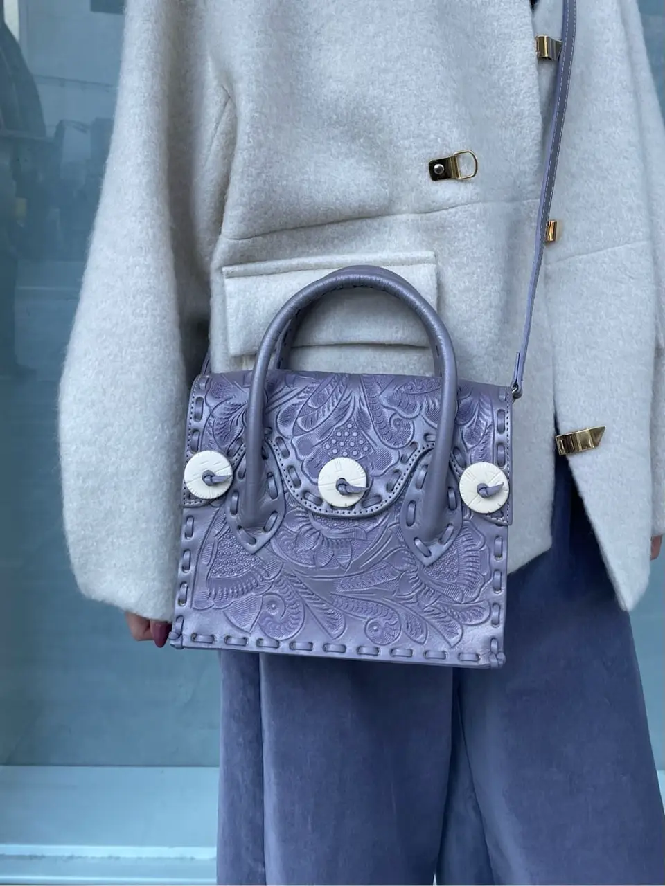 ORIGINATED IN GRACE CONTINENTAL 三浦　芙優 コーディネート画像