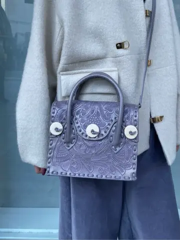 ORIGINATED IN GRACE CONTINENTAL 三浦　芙優 コーディネート画像