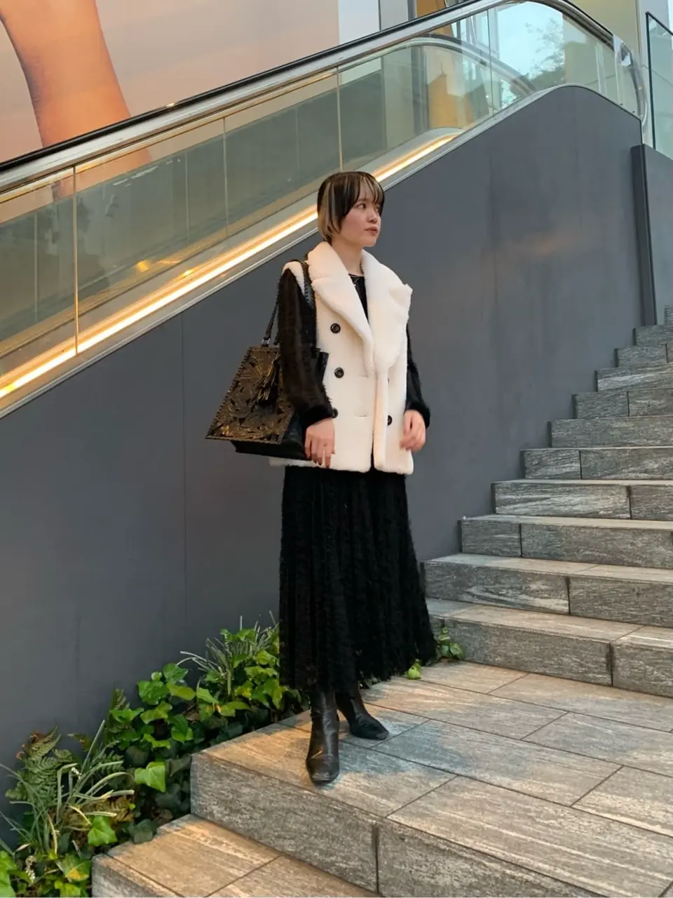 ORIGINATED IN GRACE CONTINENTAL 三浦　芙優 コーディネート画像