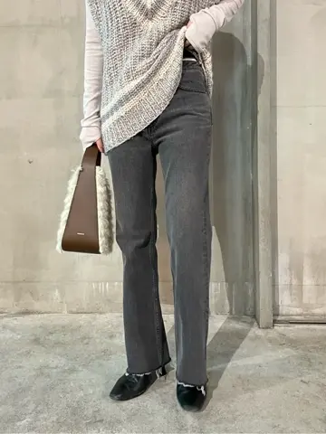 ORIGINATED IN GRACE CONTINENTAL 三浦　芙優 コーディネート画像