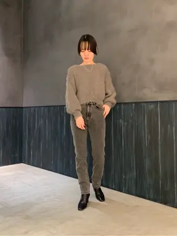 ORIGINATED IN GRACE CONTINENTAL 三浦　芙優 コーディネート画像