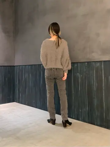 ORIGINATED IN GRACE CONTINENTAL 三浦　芙優 コーディネート画像