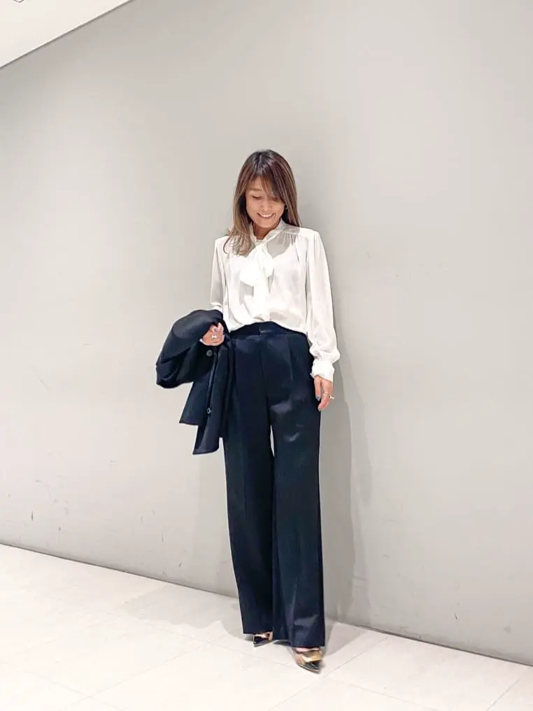 ORIGINATED IN GRACE CONTINENTAL yukimi yonee コーディネート画像