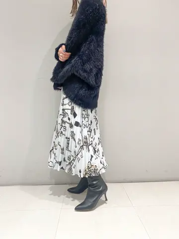 ORIGINATED IN GRACE CONTINENTAL yukimi yonee コーディネート画像