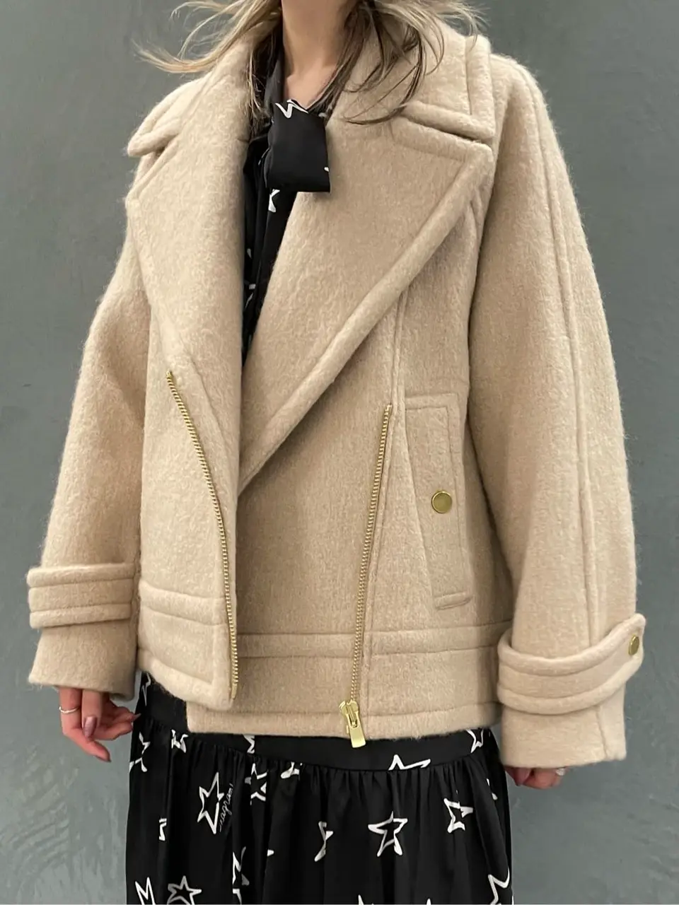 ORIGINATED IN GRACE CONTINENTAL 三浦　芙優 コーディネート画像