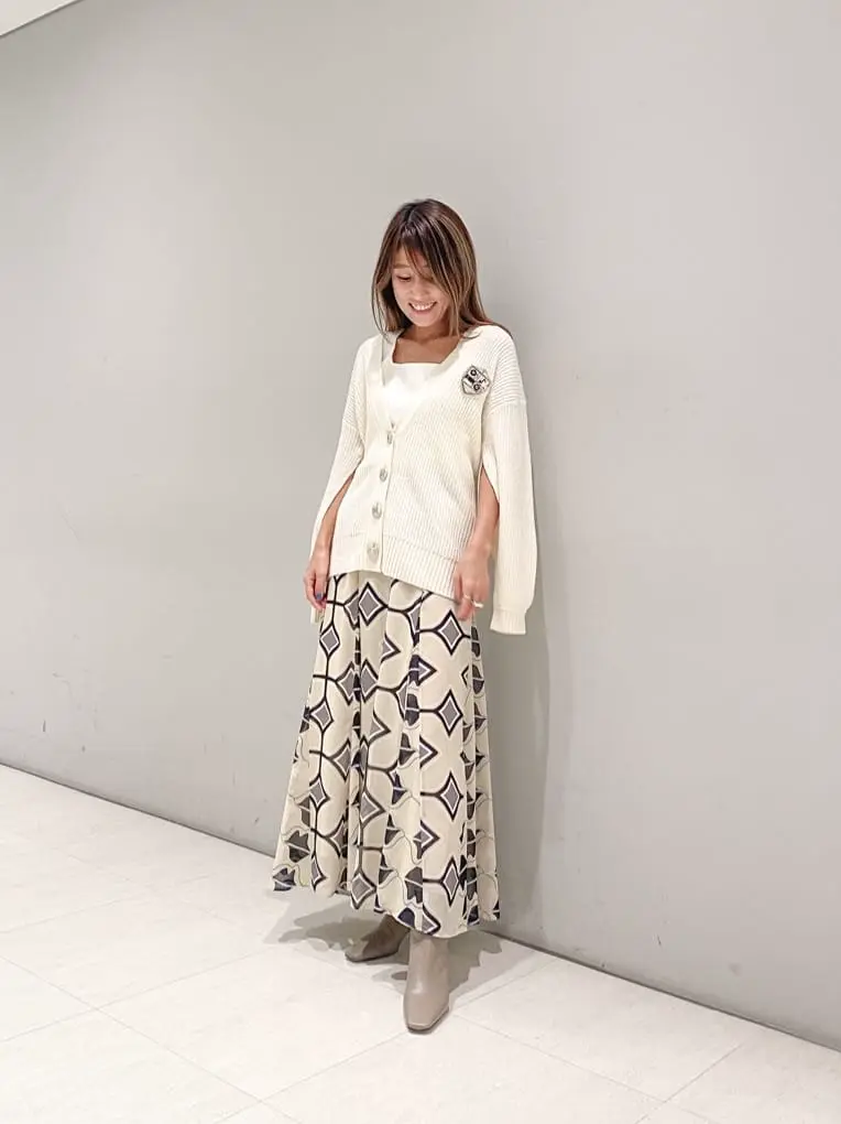 ORIGINATED IN GRACE CONTINENTAL yukimi yonee コーディネート画像