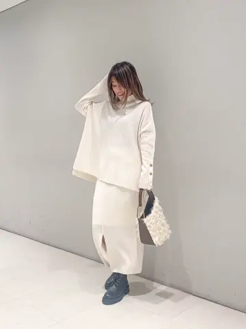 ORIGINATED IN GRACE CONTINENTAL yukimi yonee コーディネート画像