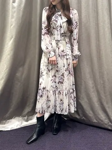 ORIGINATED IN GRACE CONTINENTAL Kaho コーディネート画像