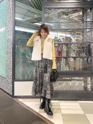 ORIGINATED IN GRACE CONTINENTAL yukimi yonee コーディネート画像