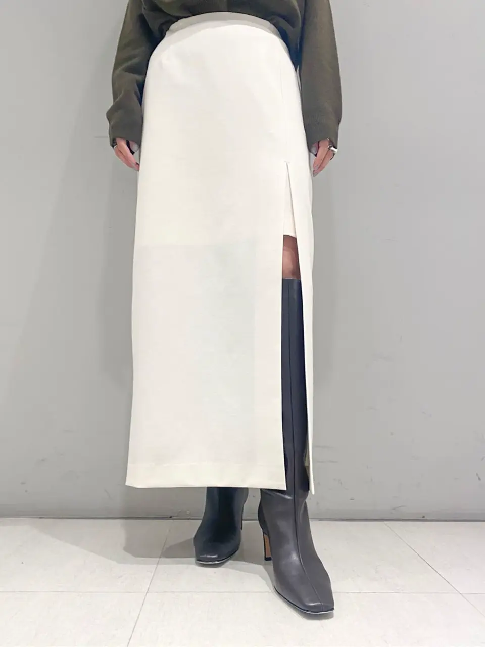 ORIGINATED IN GRACE CONTINENTAL yukimi yonee コーディネート画像