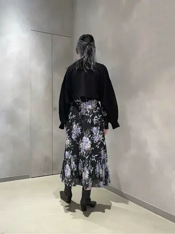 ORIGINATED IN GRACE CONTINENTAL 三浦　芙優 コーディネート画像