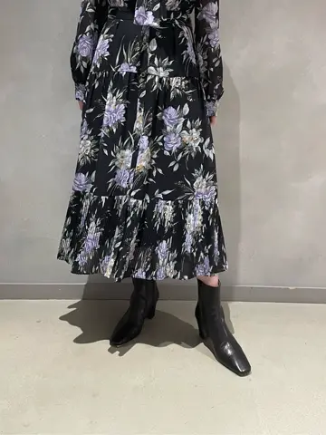 ORIGINATED IN GRACE CONTINENTAL 三浦　芙優 コーディネート画像