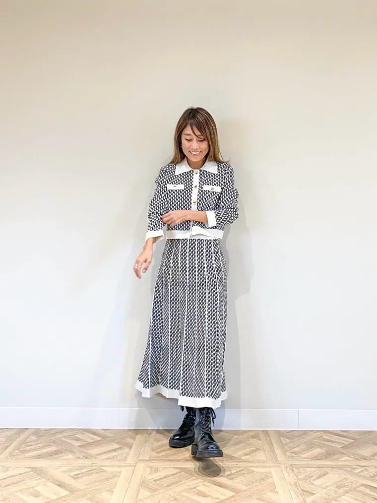 ORIGINATED IN GRACE CONTINENTAL yukimi yonee コーディネート画像