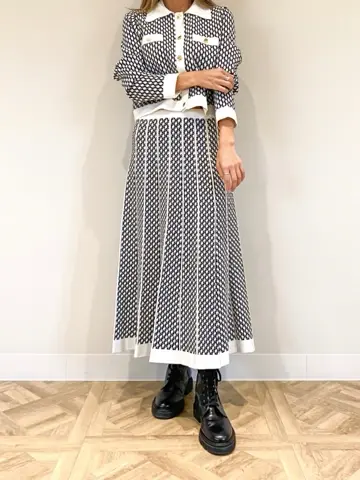 ORIGINATED IN GRACE CONTINENTAL yukimi yonee コーディネート画像