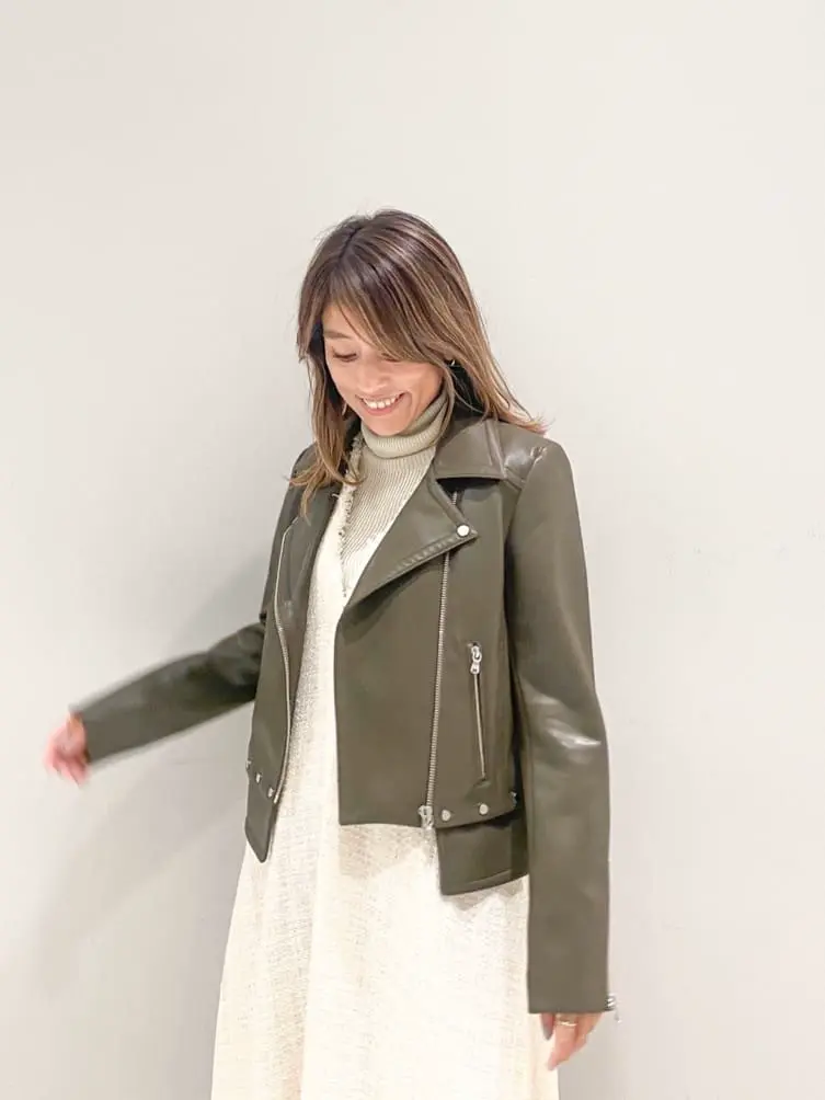 ORIGINATED IN GRACE CONTINENTAL yukimi yonee コーディネート画像