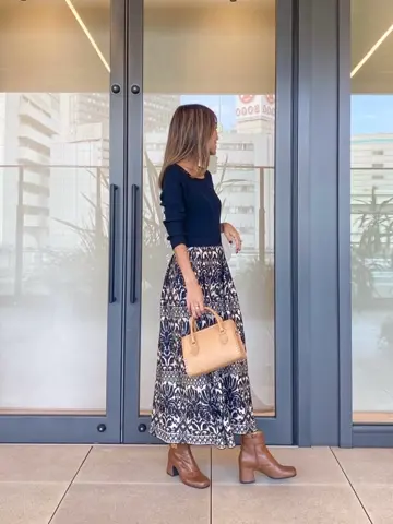 ORIGINATED IN GRACE CONTINENTAL yukimi yonee コーディネート画像