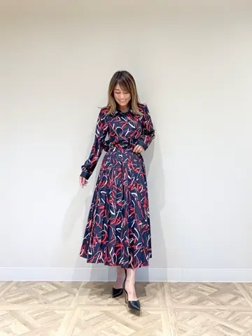 ORIGINATED IN GRACE CONTINENTAL yukimi yonee コーディネート画像