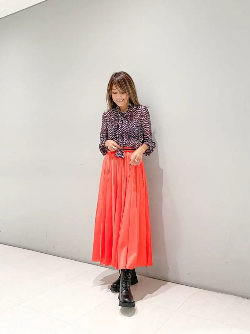 ORIGINATED IN GRACE CONTINENTAL yukimi yonee コーディネート画像